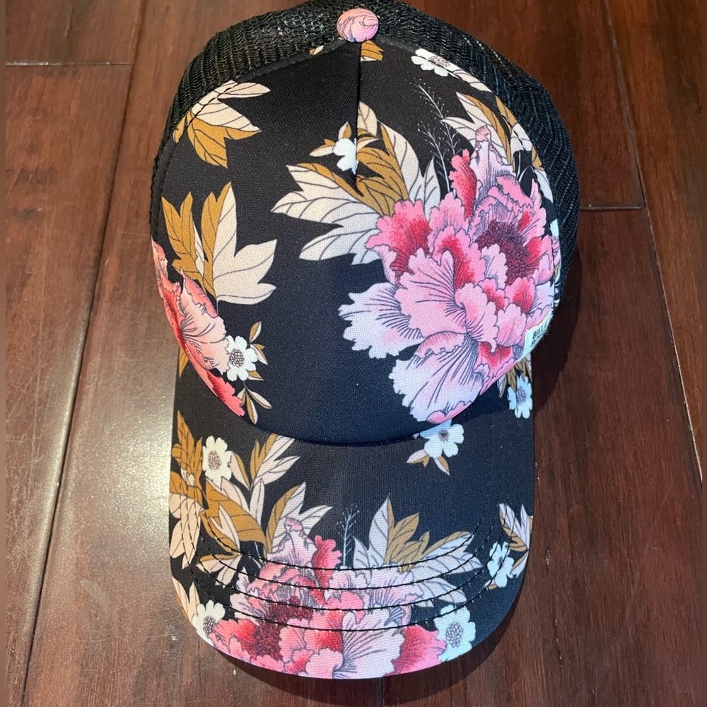 Billabong Floral Hat